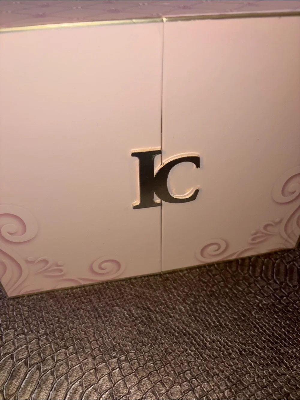 KEVIN&COCO Pink Decorative Gift Box with Gold LC Accent full makeup kit pr box